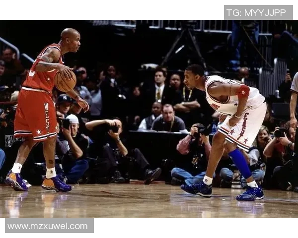 克里斯保罗与马布里对决历史回顾与球场风采的深度分析